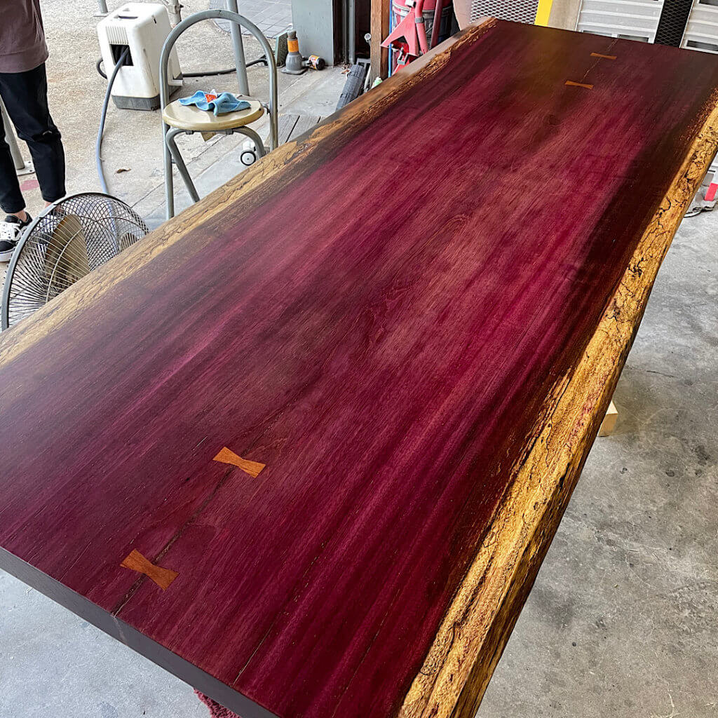 パープルハートの一枚板テーブル製作中 | 埼玉にある一枚板テーブル 